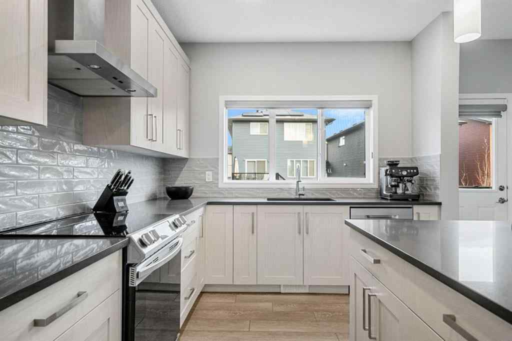 MLS&reg; # A2268568 - 1020 Chinook Gate Heath SW in Chinook Gate Airdrie, Residential Open Houses