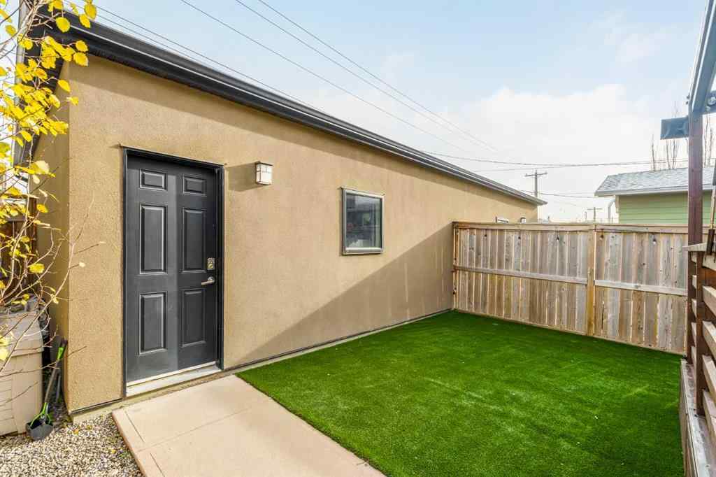 MLS® A2268569 - 4528 17 Avenue NW in Montgomery Calgary, Residential