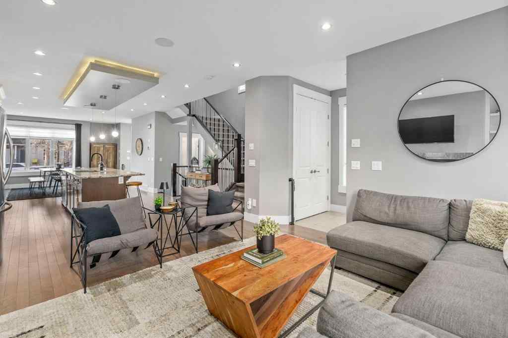 MLS® A2268569 - 4528 17 Avenue NW in Montgomery Calgary, Residential