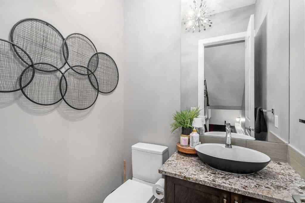 MLS® A2268569 - 4528 17 Avenue NW in Montgomery Calgary, Residential