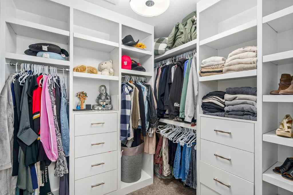 MLS® A2268569 - 4528 17 Avenue NW in Montgomery Calgary, Residential