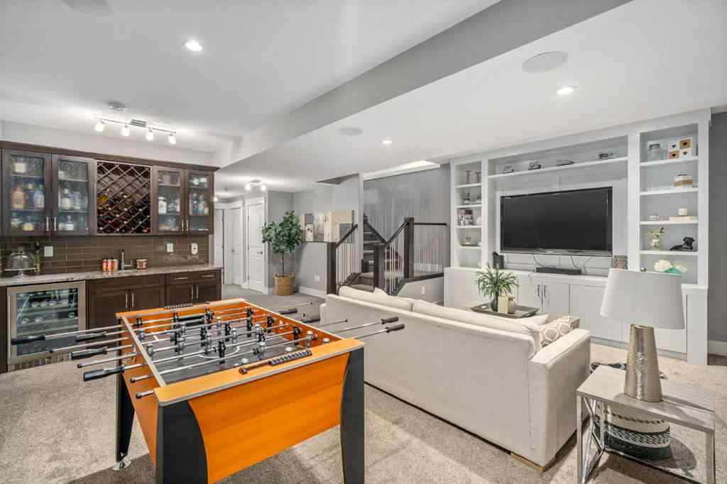 MLS® A2268569 - 4528 17 Avenue NW in Montgomery Calgary, Residential