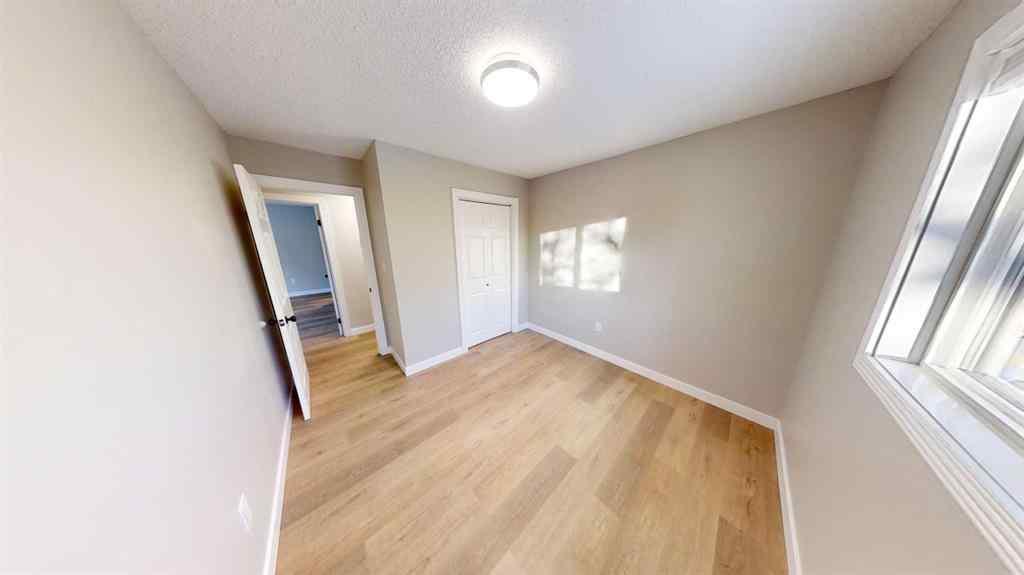 MLS® A2268577 - 9533 63 Avenue  in Country Club Estates Grande Prairie, Rental