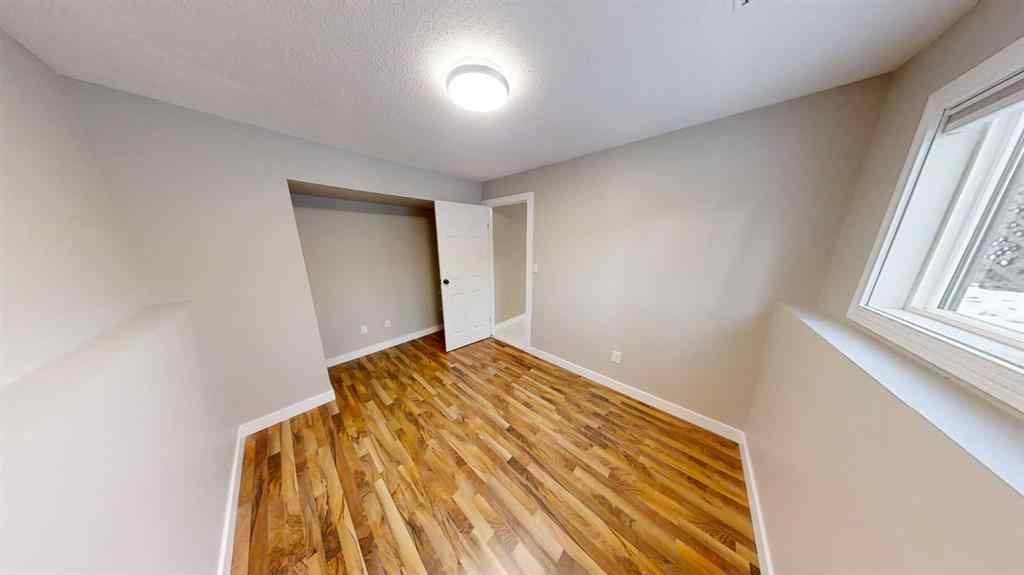 MLS® A2268577 - 9533 63 Avenue  in Country Club Estates Grande Prairie, Rental