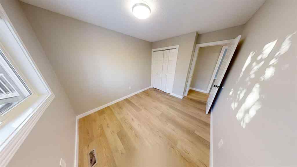 MLS® A2268577 - 9533 63 Avenue  in Country Club Estates Grande Prairie, Rental