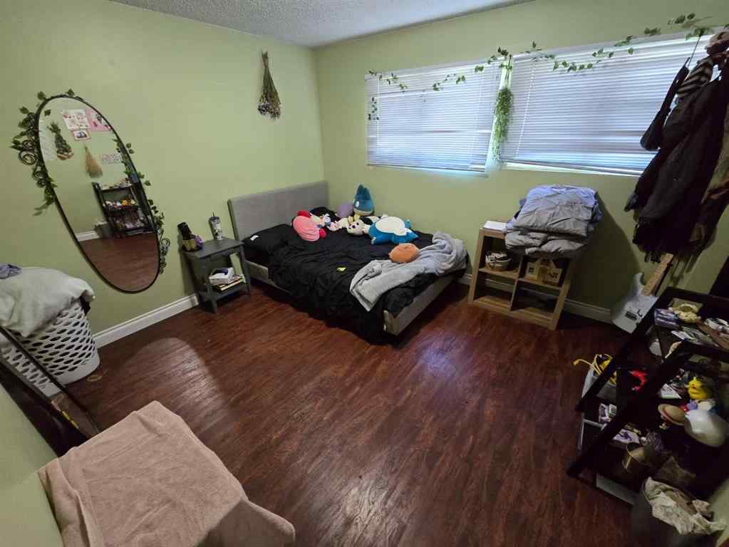 MLS&reg; # A2268581 - 8602 95 Street  in North End Peace River, Residential Open Houses