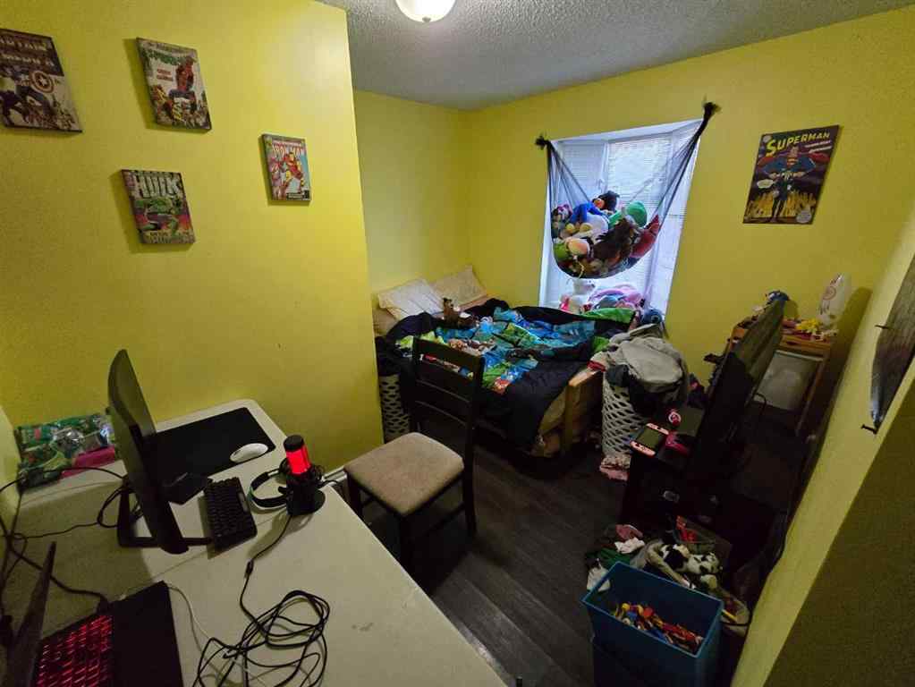 MLS&reg; # A2268581 - 8602 95 Street  in North End Peace River, Residential Open Houses