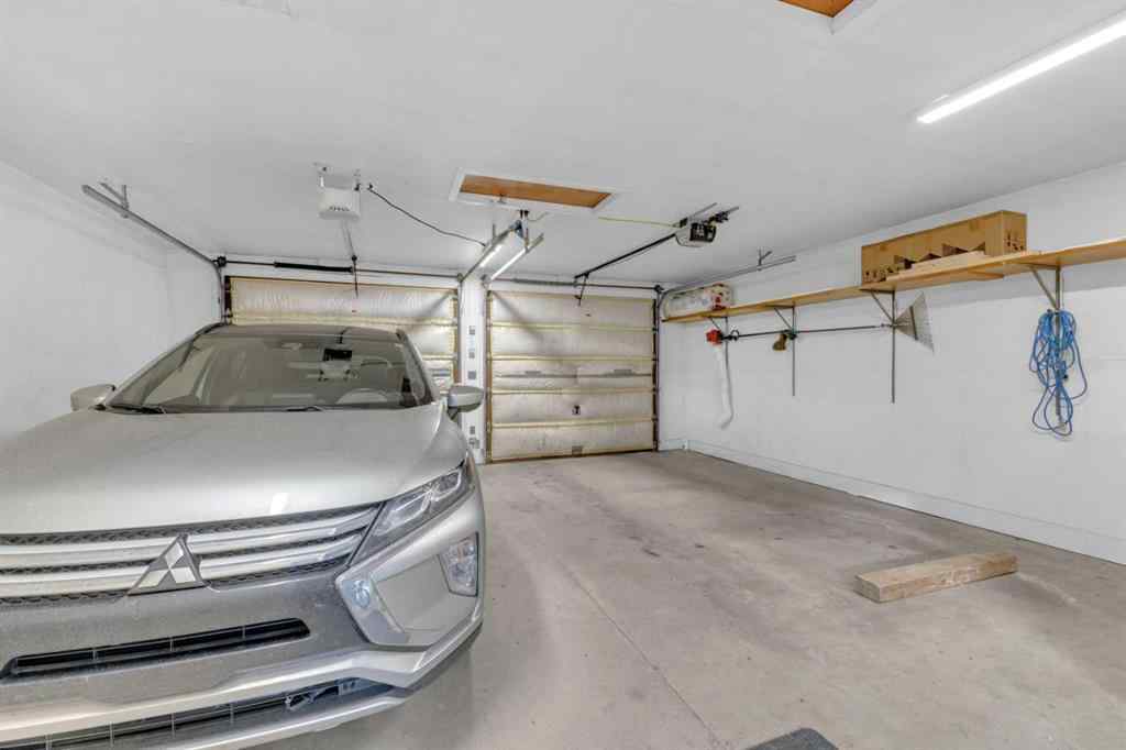 MLS&reg; # A2268585 - 5422 37 Street  in West Park Red Deer, Residential Open Houses