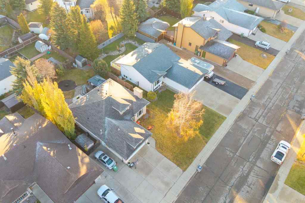 MLS&reg; # A2268586 - 3805 58 Avenue  in Southridge Lloydminster, Residential Open Houses