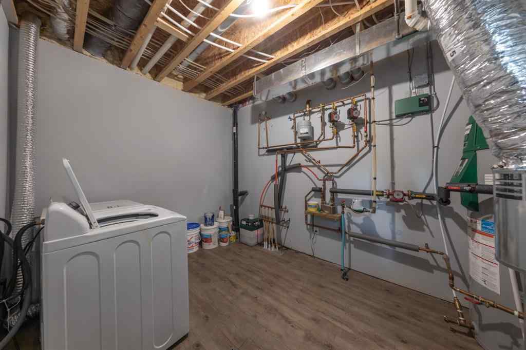 MLS&reg; # A2268594 - 3908 41A Avenue  in Larsen Grove Lloydminster, Residential Open Houses