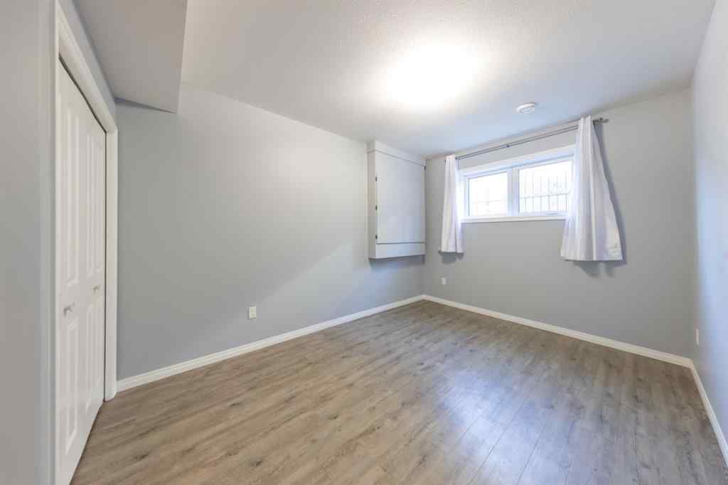 MLS&reg; # A2268594 - 3908 41A Avenue  in Larsen Grove Lloydminster, Residential Open Houses