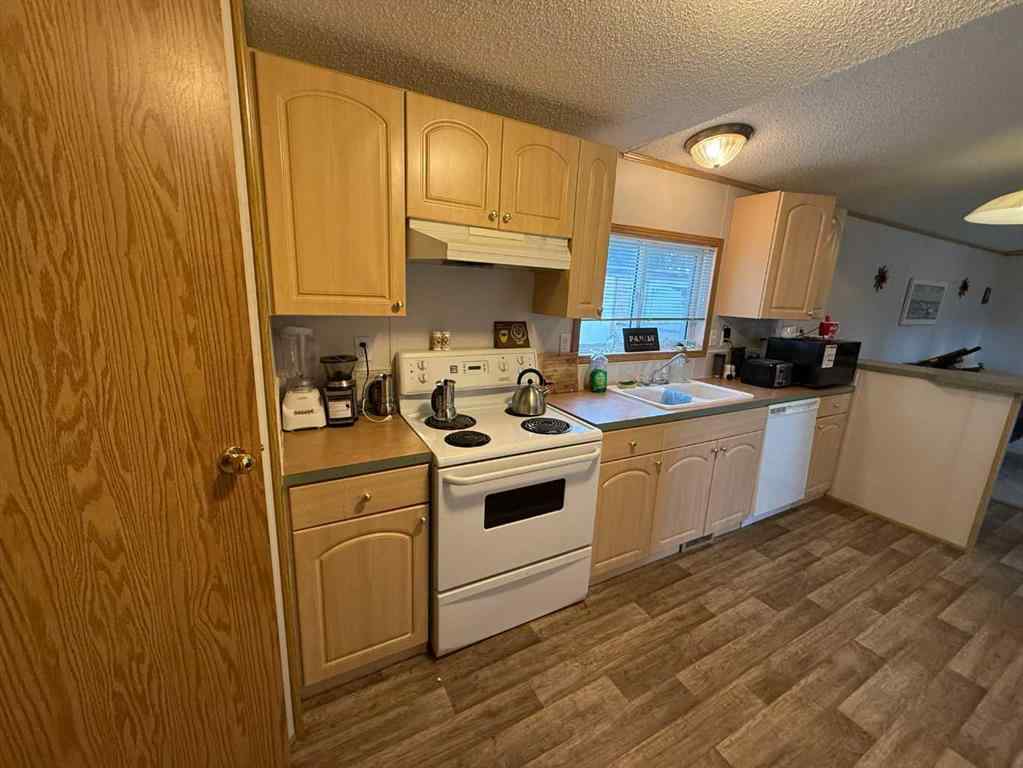 MLS® A2268595 - Unit #28 133 Jarvis Street  in Mountain View Hinton, Mobile