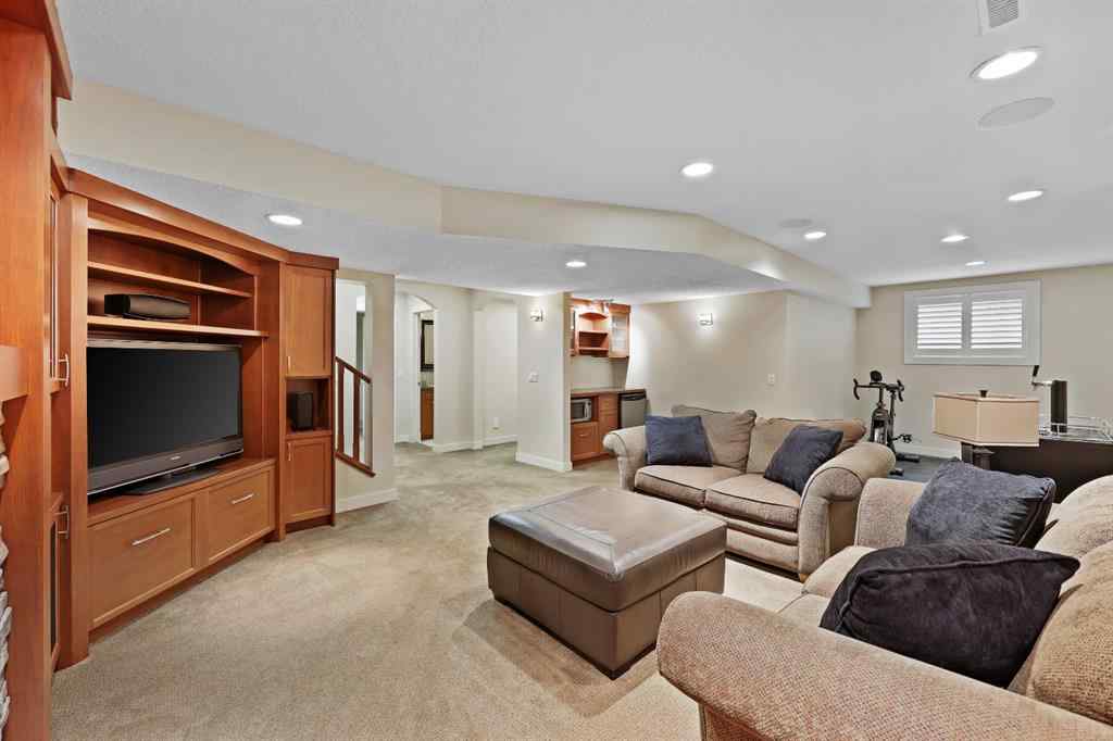 MLS® A2268596 - 103 Elgin Estates Hill SE in McKenzie Towne Calgary, Residential