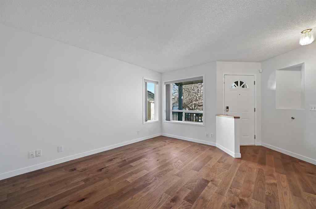 MLS® A2268608 - 182 Coventry Close NE in Coventry Hills Calgary, Residential
