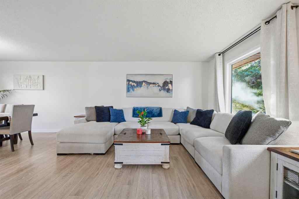 MLS® A2268625 - 67 Lake Sylvan Close SE in Bonavista Downs Calgary, Residential