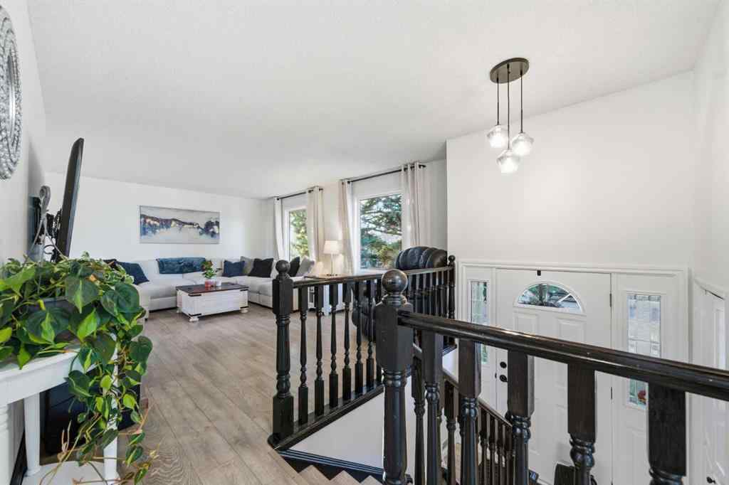 MLS® A2268625 - 67 Lake Sylvan Close SE in Bonavista Downs Calgary, Residential