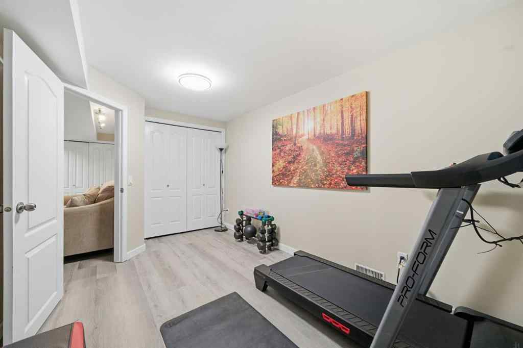 MLS® A2268625 - 67 Lake Sylvan Close SE in Bonavista Downs Calgary, Residential