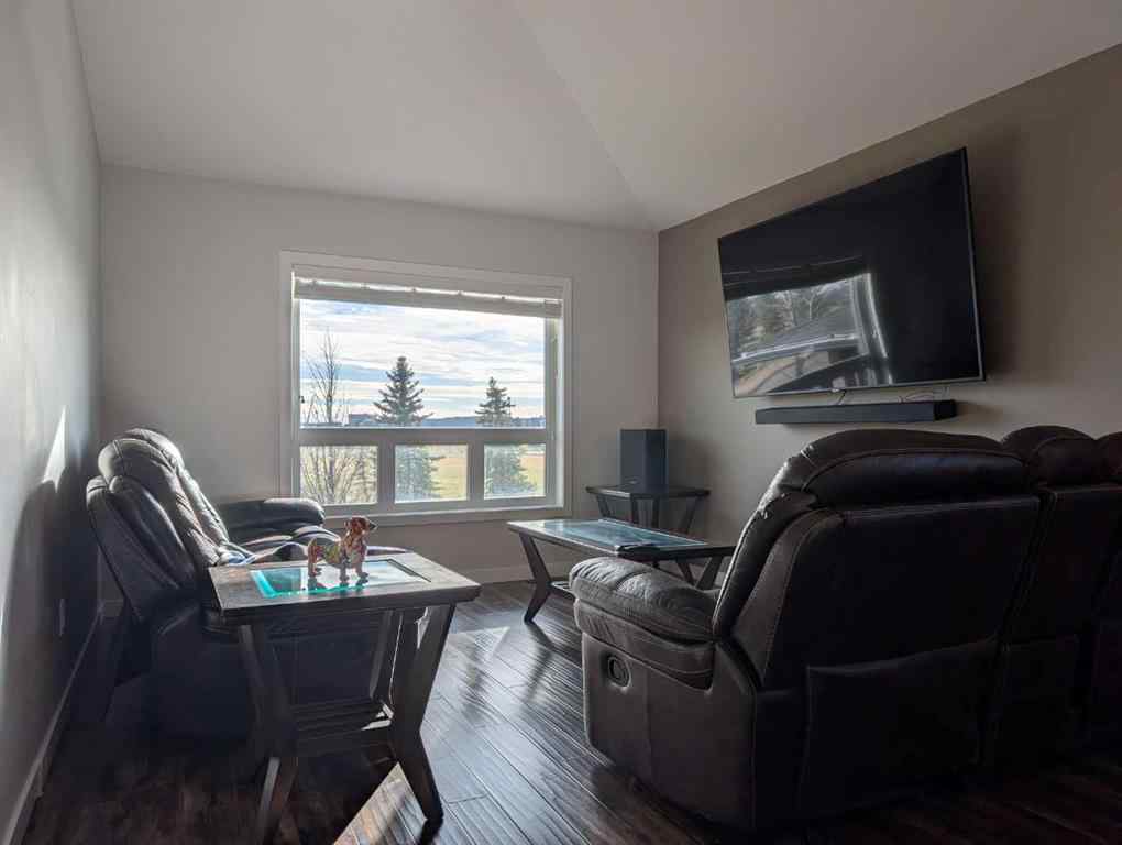 MLS® A2268627 - 359 Caledonia Boulevard W in The Crossings Lethbridge, Residential