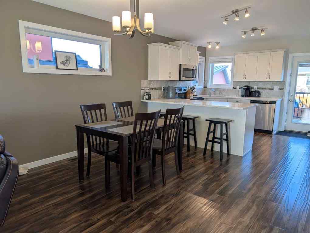 MLS® A2268627 - 359 Caledonia Boulevard W in The Crossings Lethbridge, Residential