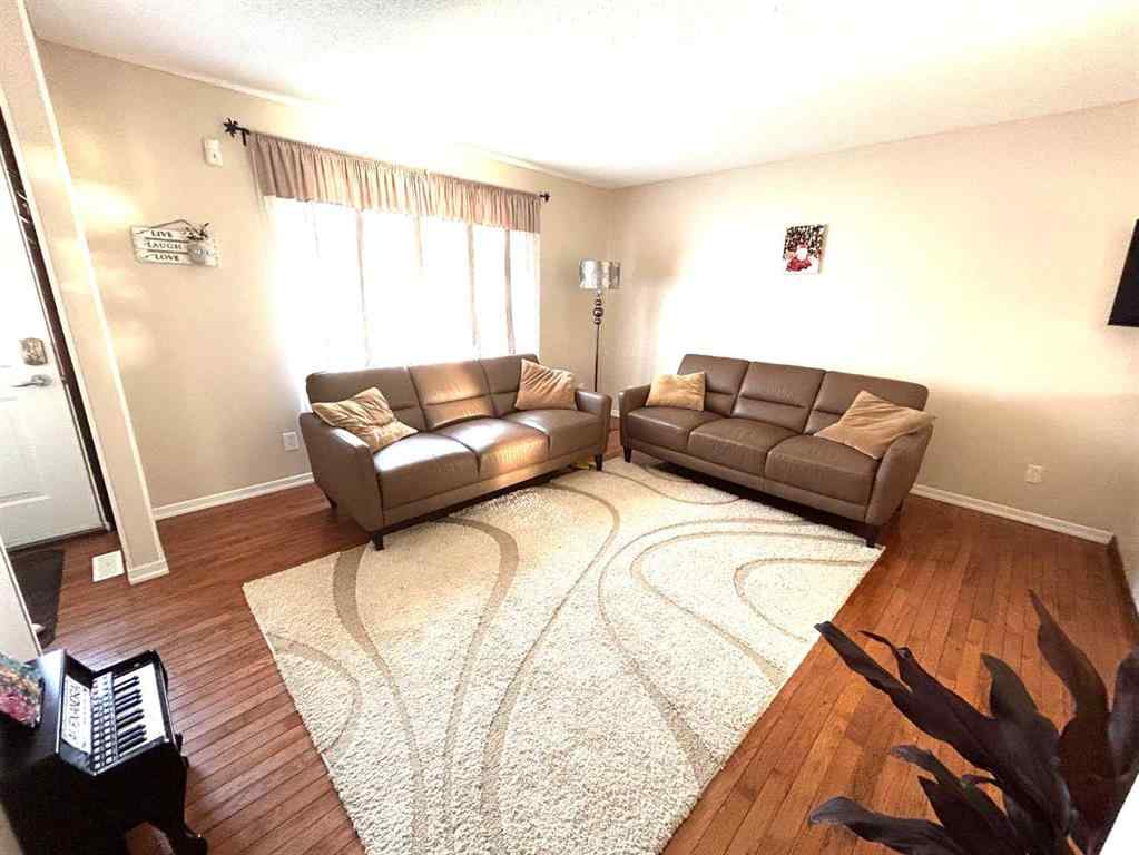 MLS® A2268628 - 11 Lake Newell Crescent E in Lakewood Brooks, Residential