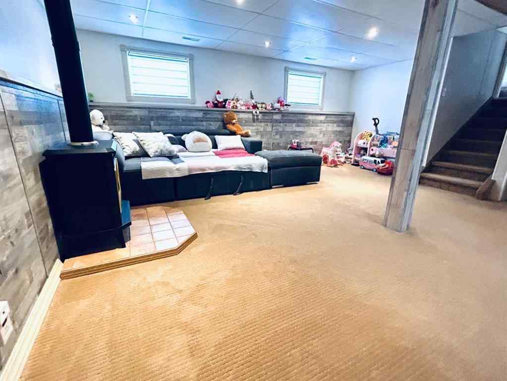 MLS® A2268628 - 11 Lake Newell Crescent E in Lakewood Brooks, Residential