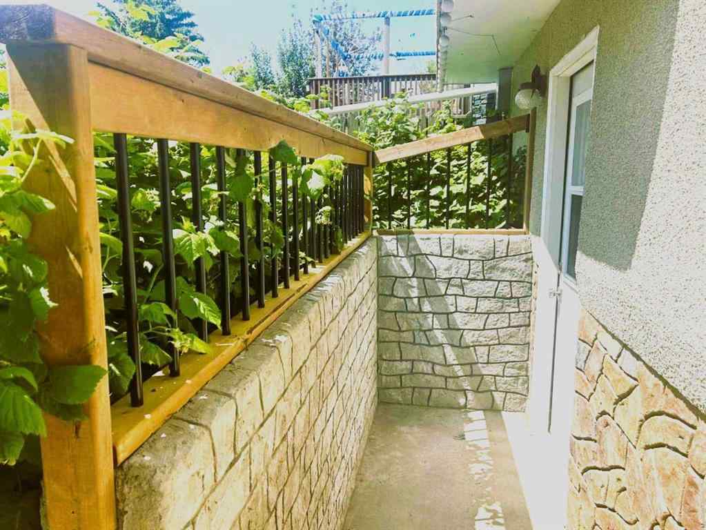 MLS® A2268628 - 11 Lake Newell Crescent E in Lakewood Brooks, Residential