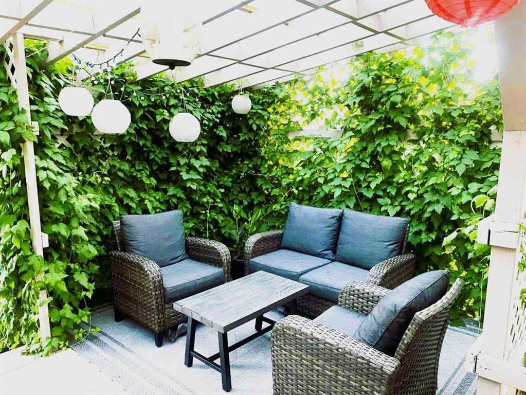 MLS® A2268628 - 11 Lake Newell Crescent E in Lakewood Brooks, Residential