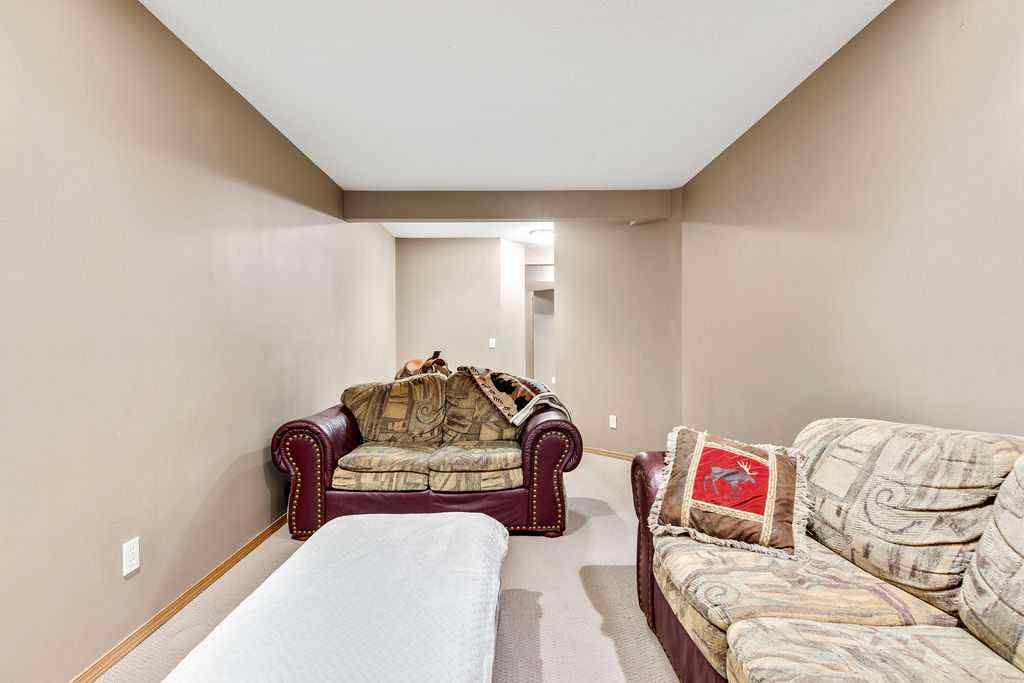 MLS® A2268629 - 100 Hillview Road  in Hillview Estates Strathmore, Residential