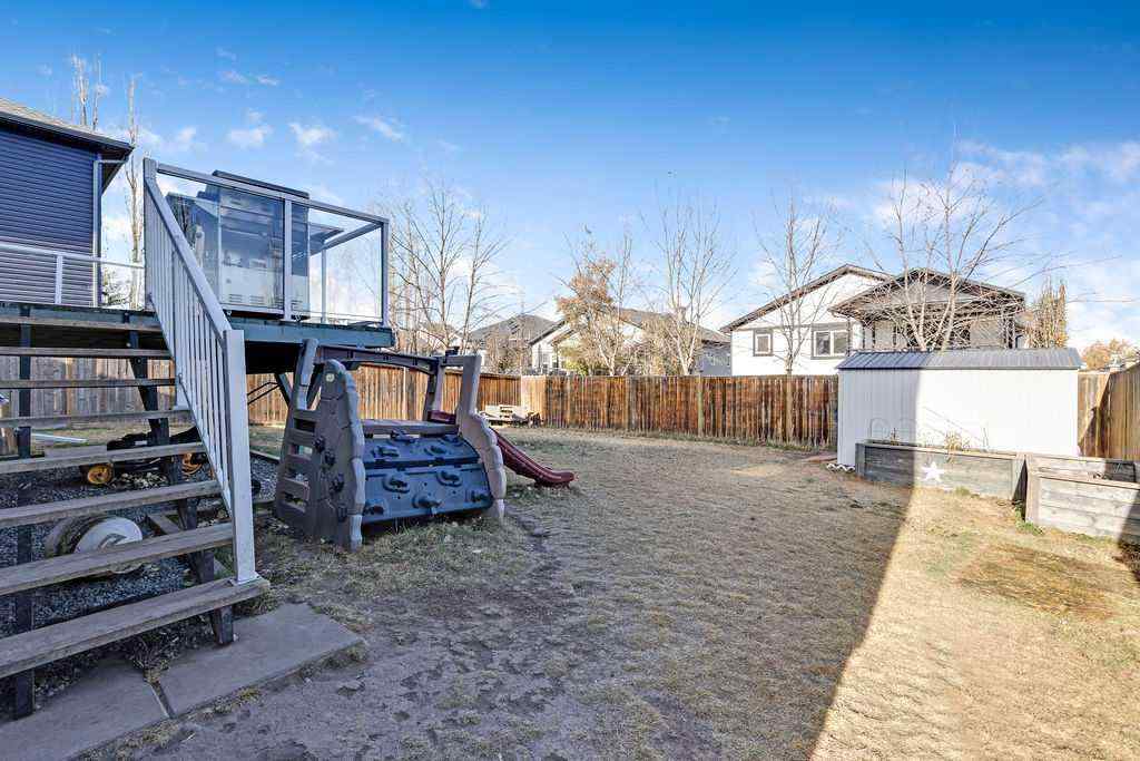 MLS® A2268629 - 100 Hillview Road  in Hillview Estates Strathmore, Residential