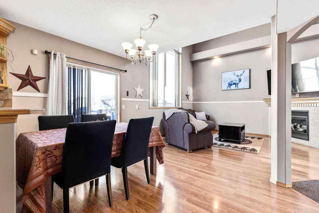 MLS® A2268629 - 100 Hillview Road  in Hillview Estates Strathmore, Residential