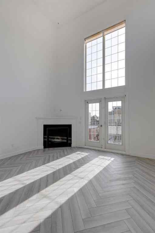 MLS® A2268630 - Unit #403 527 15 Avenue SW in Beltline Calgary, Residential