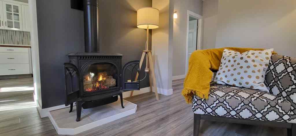 MLS® A2268637 - 726 12B Street N in Senator Buchanan Lethbridge, Residential