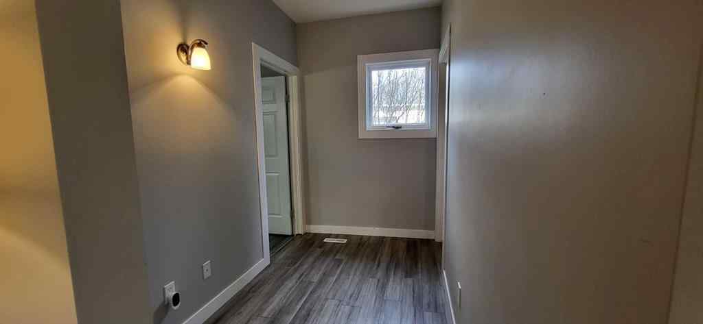 MLS® A2268637 - 726 12B Street N in Senator Buchanan Lethbridge, Residential