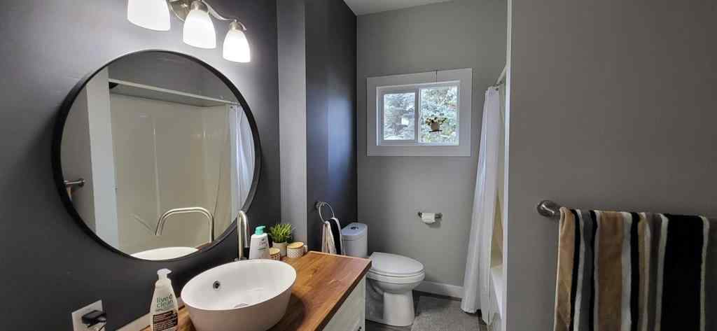 MLS® A2268637 - 726 12B Street N in Senator Buchanan Lethbridge, Residential