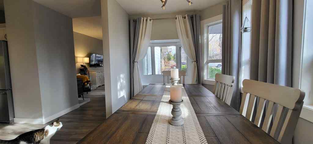 MLS® A2268637 - 726 12B Street N in Senator Buchanan Lethbridge, Residential