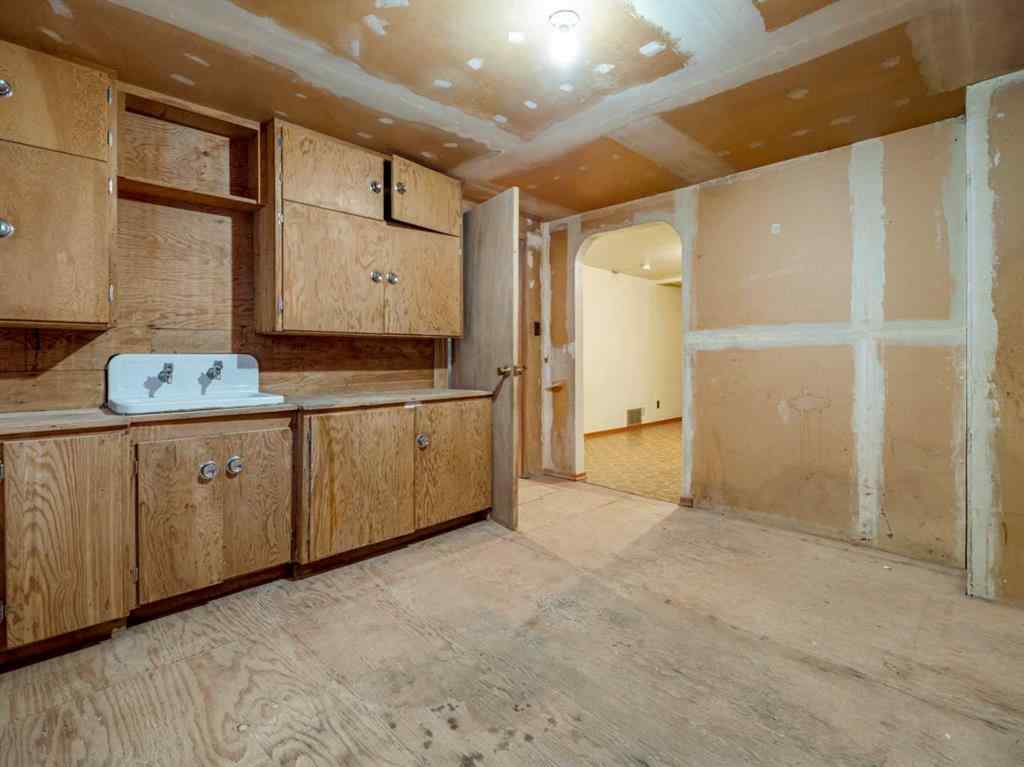 MLS® A2268639 - 609 Stafford Drive  in Staffordville Lethbridge, Residential