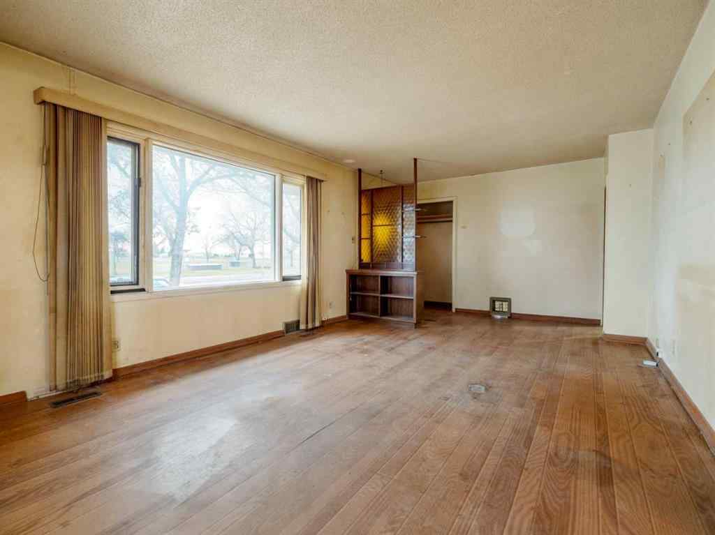 MLS® A2268639 - 609 Stafford Drive  in Staffordville Lethbridge, Residential