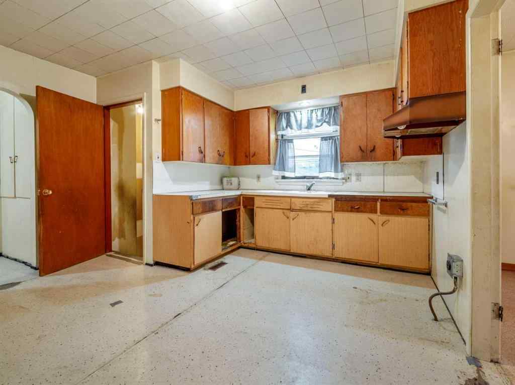 MLS® A2268639 - 609 Stafford Drive  in Staffordville Lethbridge, Residential