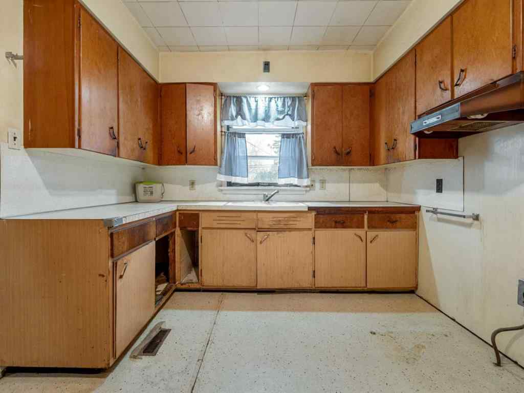 MLS® A2268639 - 609 Stafford Drive  in Staffordville Lethbridge, Residential