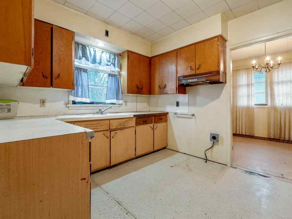 MLS® A2268639 - 609 Stafford Drive  in Staffordville Lethbridge, Residential