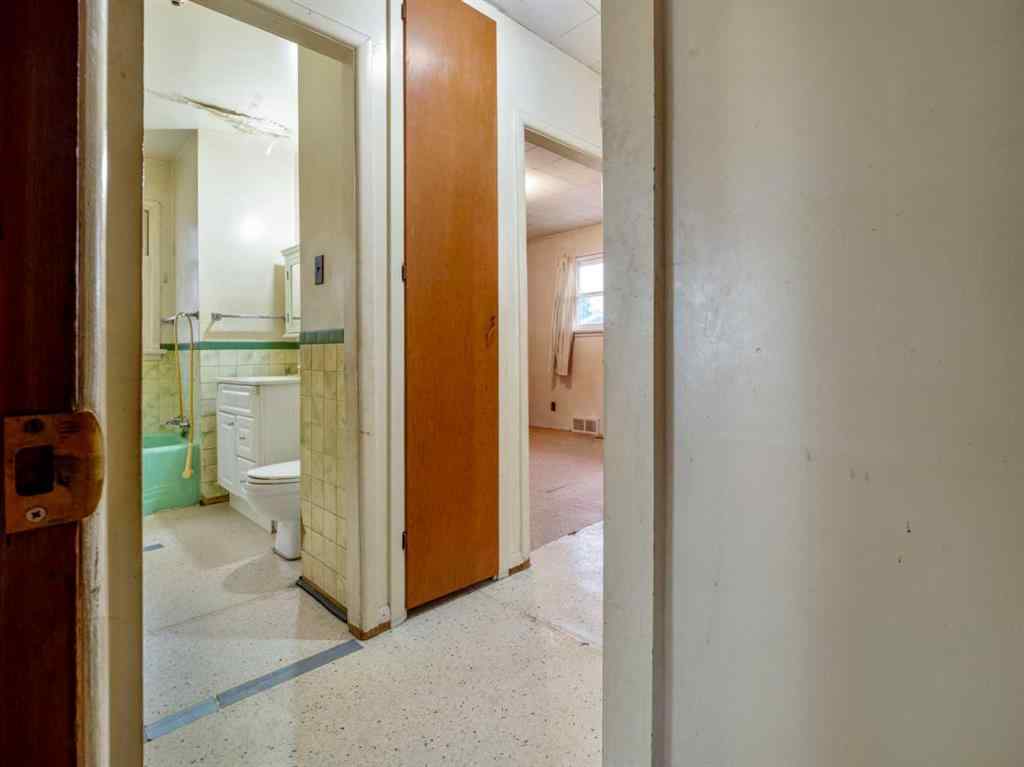 MLS® A2268639 - 609 Stafford Drive  in Staffordville Lethbridge, Residential