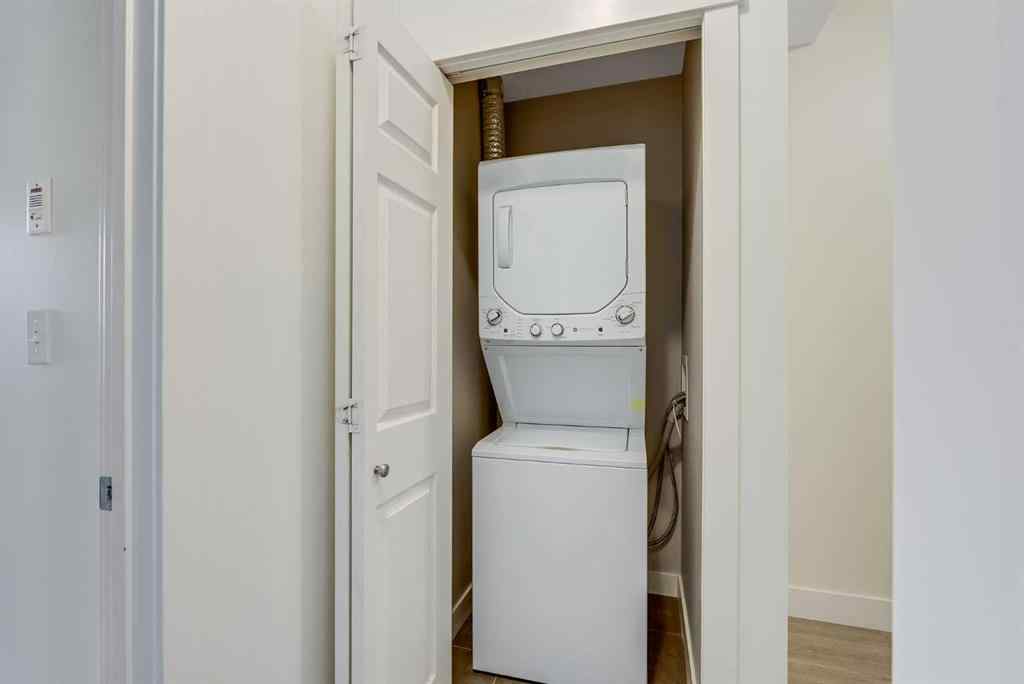 MLS&reg; # A2268642 - Unit #206 3950 46 Avenue NW in Varsity Calgary, Residential Open Houses