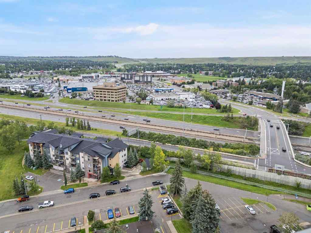 MLS&reg; # A2268642 - Unit #206 3950 46 Avenue NW in Varsity Calgary, Residential Open Houses