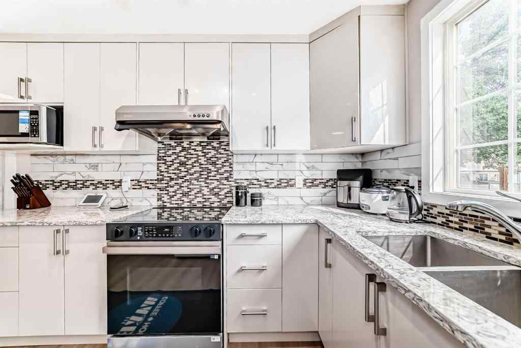 MLS® A2268646 - 120 Pineset Place NE in Pineridge Calgary, Residential