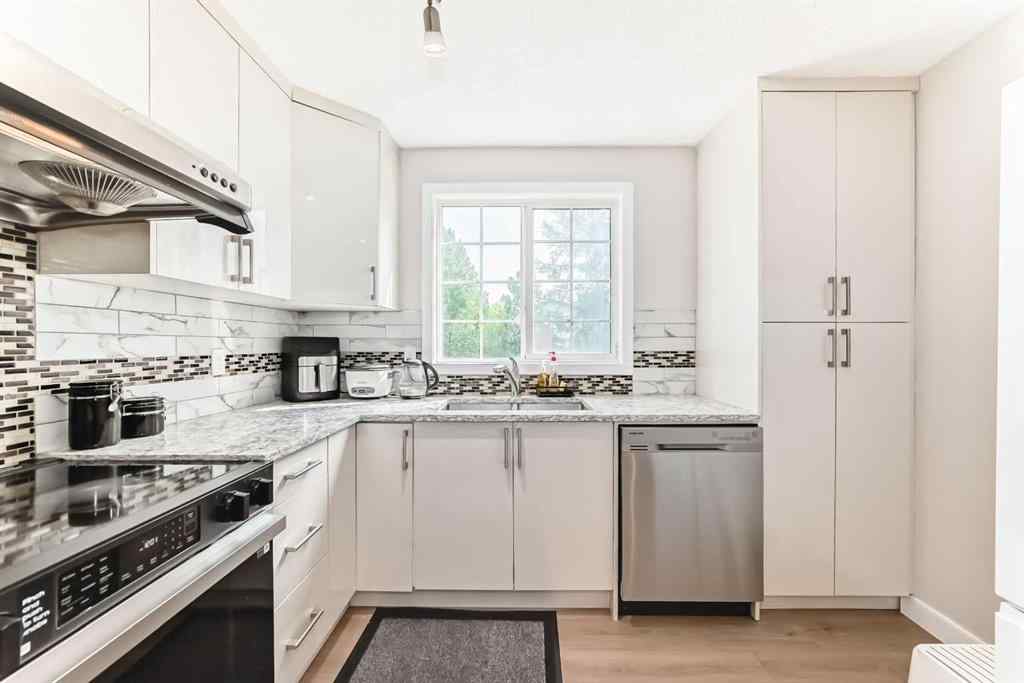 MLS® A2268646 - 120 Pineset Place NE in Pineridge Calgary, Residential