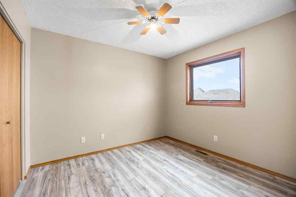 MLS® A2268665 - 650 Sandringham Place NW in Sandstone Valley Calgary, Residential