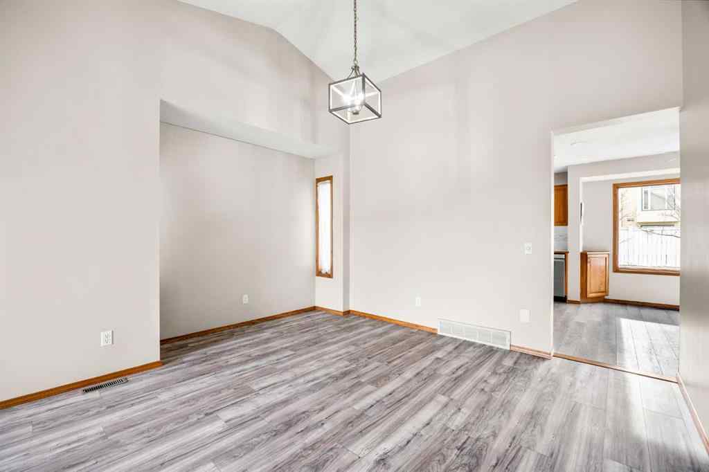 MLS® A2268665 - 650 Sandringham Place NW in Sandstone Valley Calgary, Residential