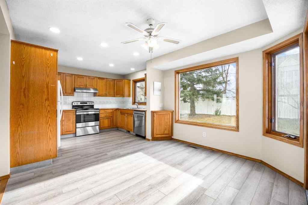 MLS® A2268665 - 650 Sandringham Place NW in Sandstone Valley Calgary, Residential