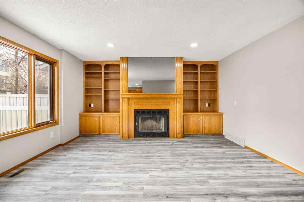 MLS® A2268665 - 650 Sandringham Place NW in Sandstone Valley Calgary, Residential