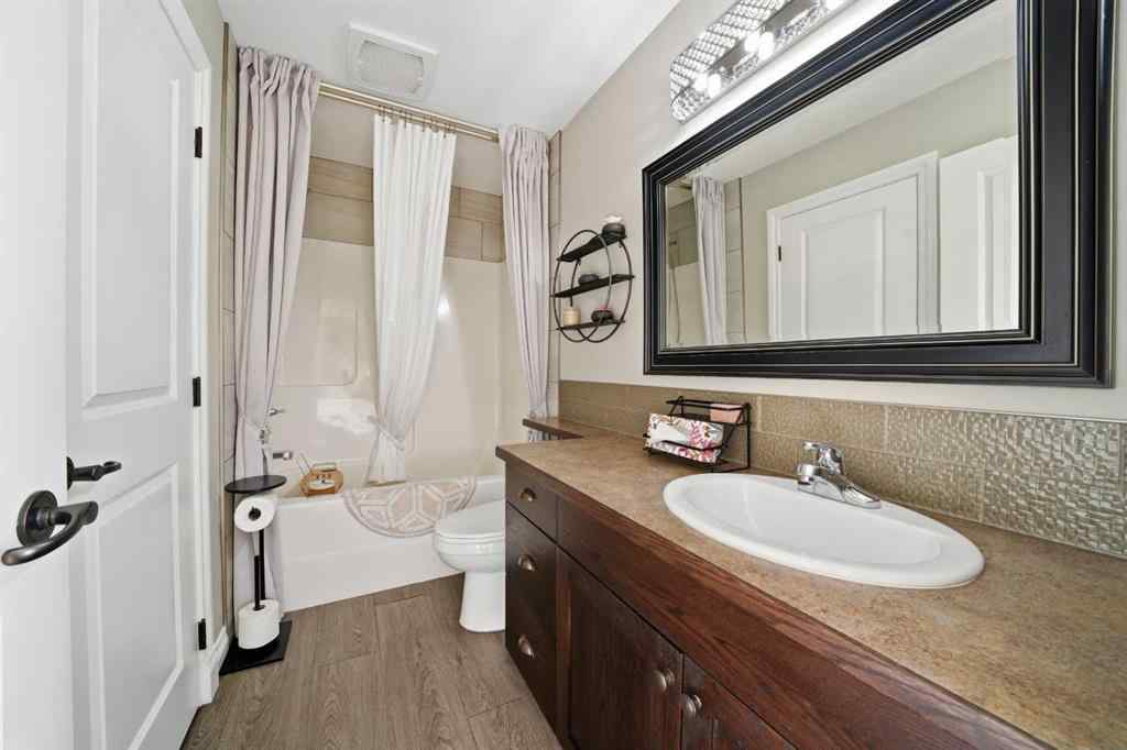 MLS&reg; # A2268678 - 9 Woodbine Close  in Harvest Meadows Blackfalds, Residential Open Houses